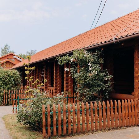 Arta City Hotel Yavoriv  Εξωτερικό φωτογραφία