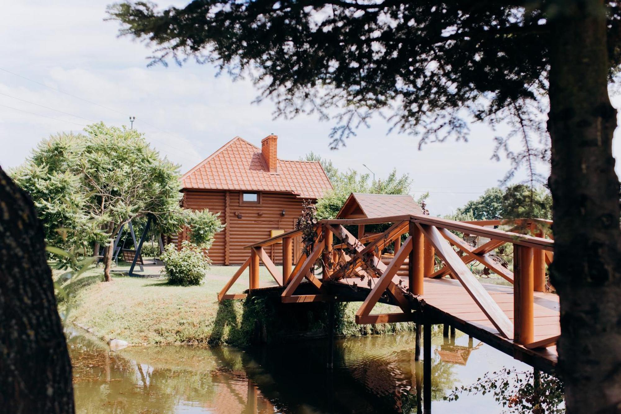 Arta City Hotel Yavoriv  Εξωτερικό φωτογραφία