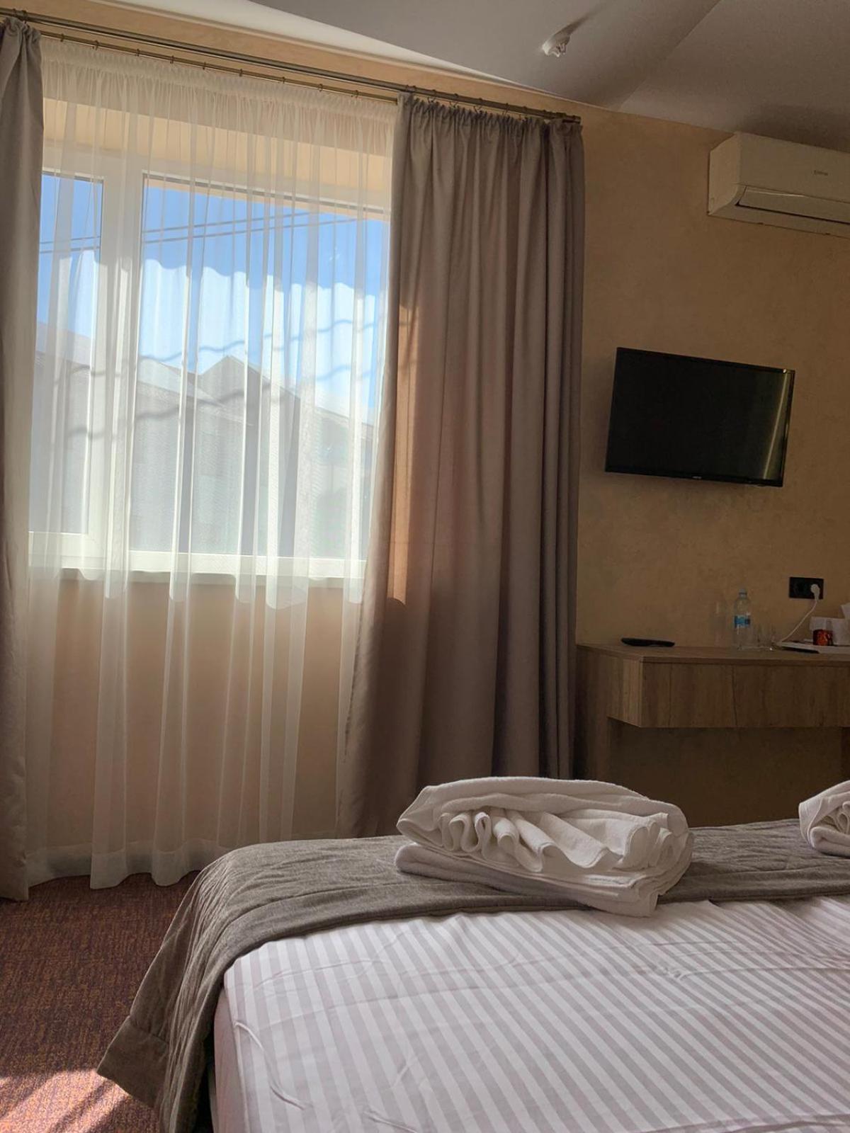 Arta City Hotel Yavoriv  Εξωτερικό φωτογραφία